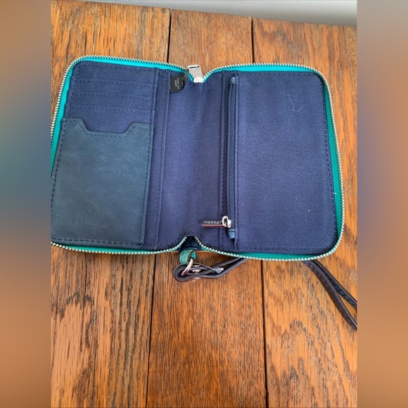 Fossil Leather Zip Around Clutch Wallet Card Organizer Wristlet Brown Green - Picture 7 of 8